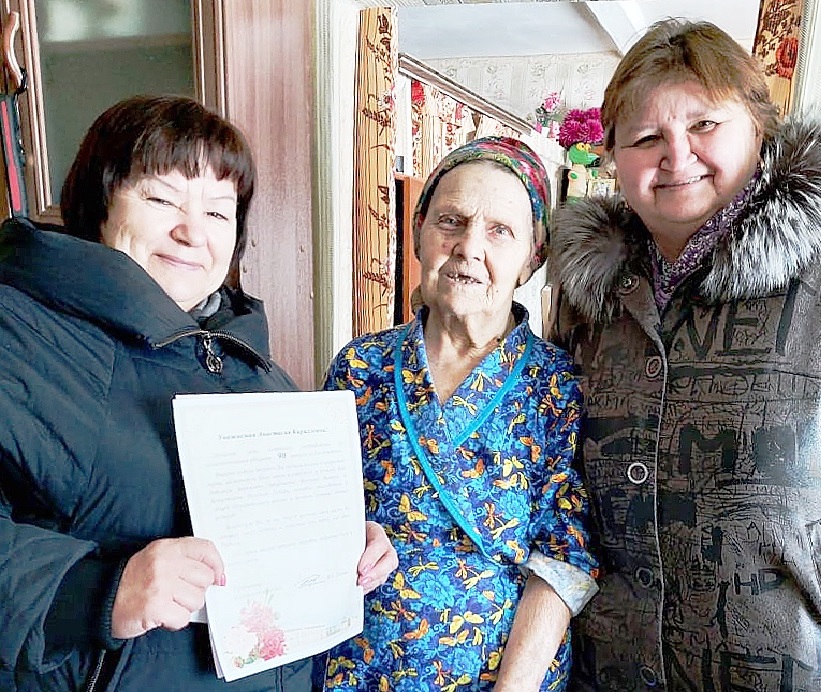 Жительницу поселка Мятлево поздравили с 90-летием.